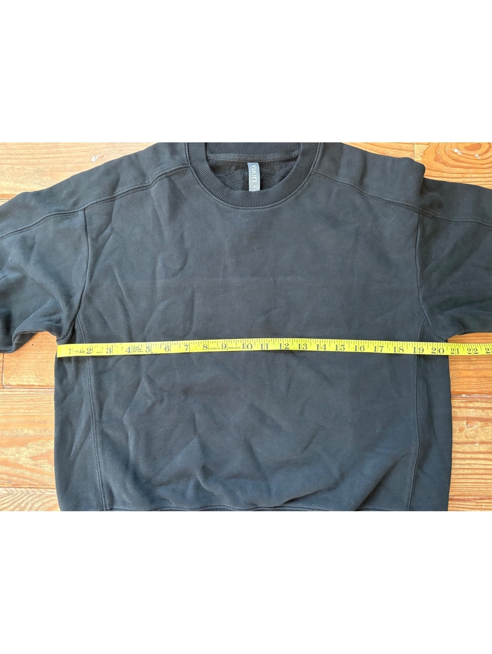 Vuori Women’s Black Oversized Crewneck Sweatshirt Pullover Size Small - Picture 6 of 8